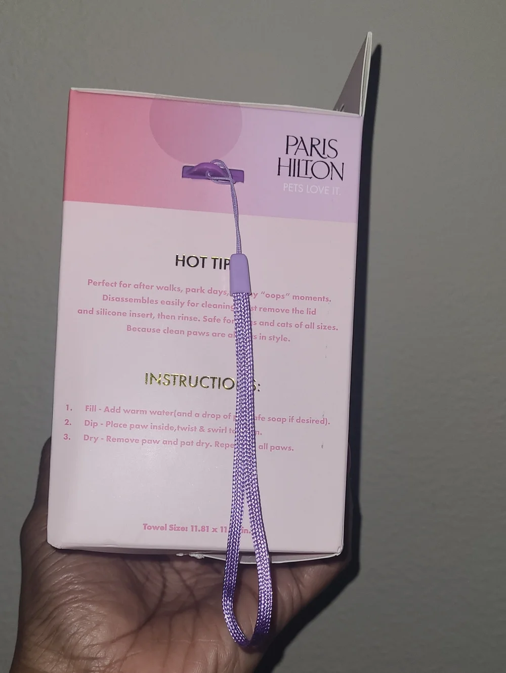 Paris Hilton Pink Paw Cleaner with Microfiber Towel